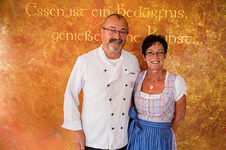 Herbert und Inge Mayerhofer führen seit zehn Jahren den Gasthof "Zum Alten Wirt" in Seeon.