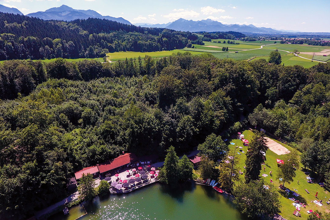 „Gut essen und trinken beim Badengehen“: das Tüttensee-Seebad.