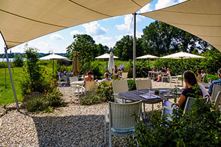 Hofcafé Maria am See: Geh weida, Zeit bleib steh'